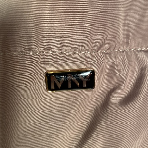 Andrew Marc NY puffer jacket - Picture 4 of 6